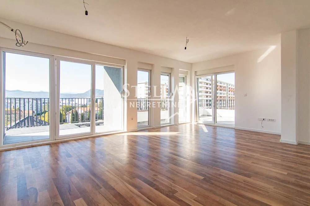 Prodaja, trosoban stan, 131m², 1 maj, Podgorica