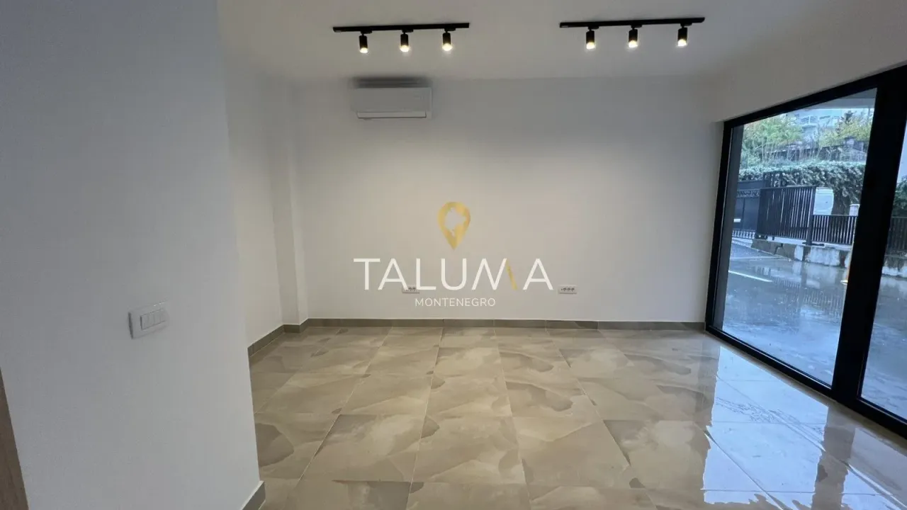 Rent, office space, 20m², Preko Morače, Podgorica