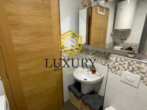 Izdavanje, jednosoban stan, 50m², City Kvart, Podgorica - image 5