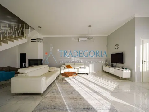 Prodaja, kuća, 285m², Tivat, Crna Gora - image 11