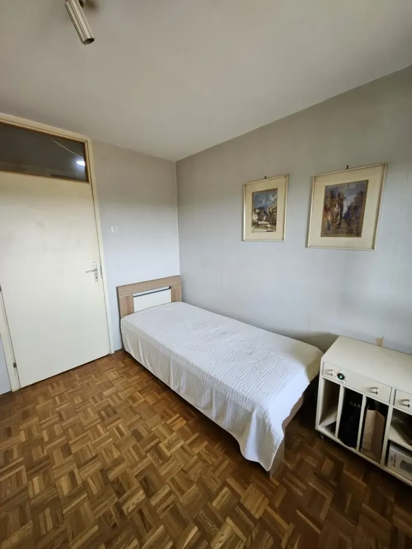 Prodaja, trosoban stan, 87m², Novi Beograd Blok 70, Novi Beograd Sve Podlokacije