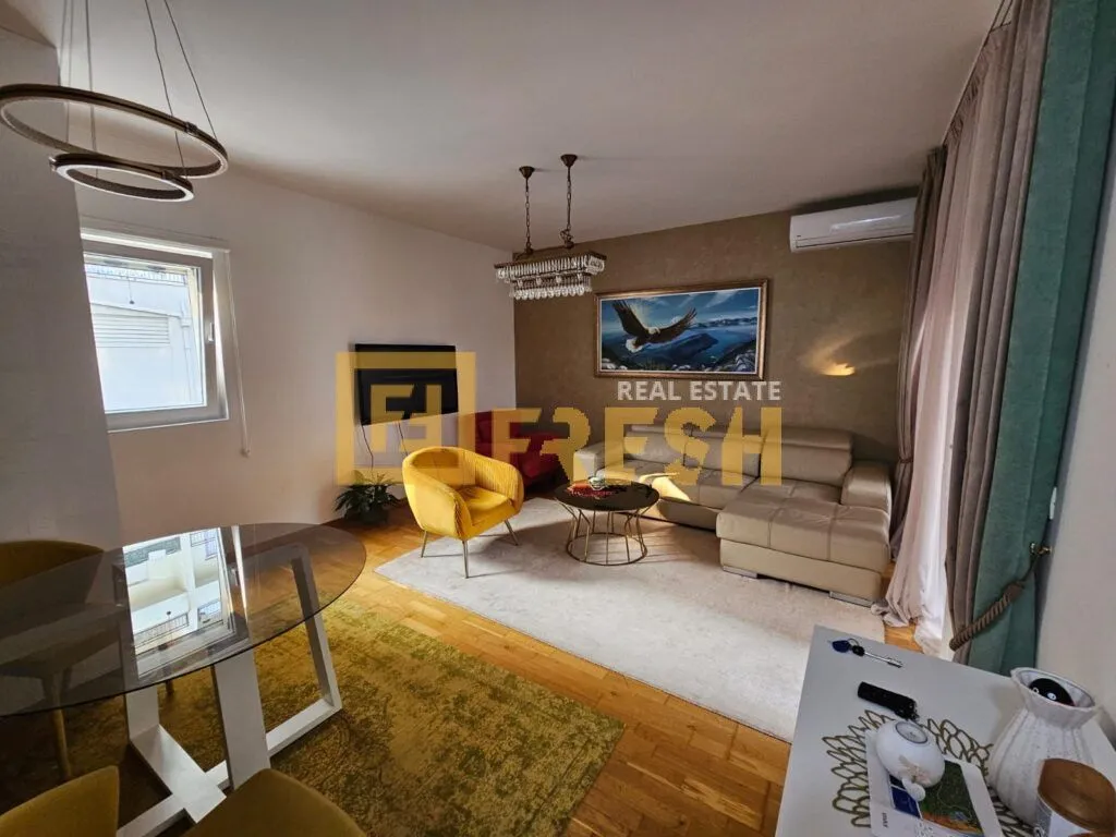Prodaja, dvosoban stan, 65m², Budva, Crna Gora