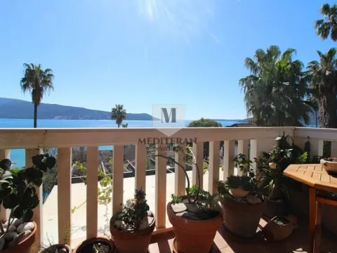 Prodaja,  kuća, 240m2, Centar, Herceg Novi