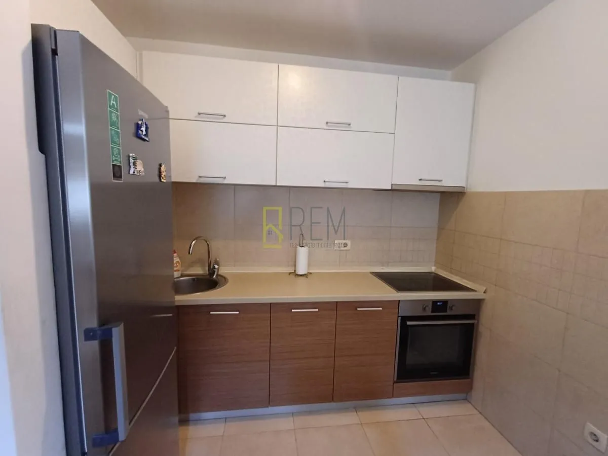 Prodaja, jednosoban stan, 44m², Stari Aerodrom, Podgorica