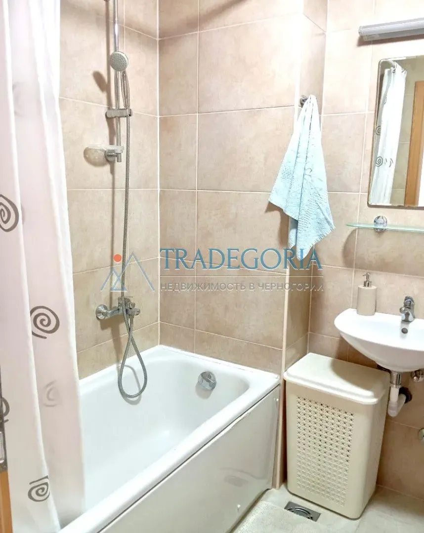 Prodaja, dvosoban stan, 69m², Bar, Crna Gora