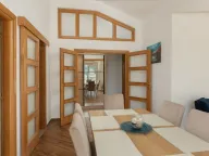 Izdavanje, dvosoban stan, 80m², Budva, Crna Gora - image 8