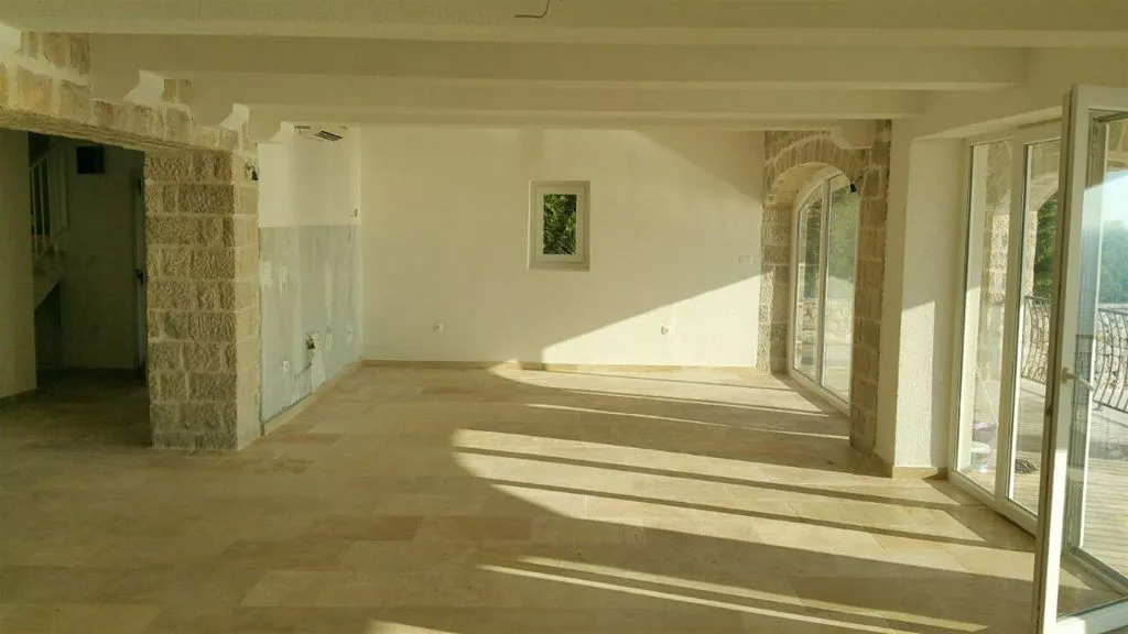 Sale, house, 500m², Drobni pijesak, Budva