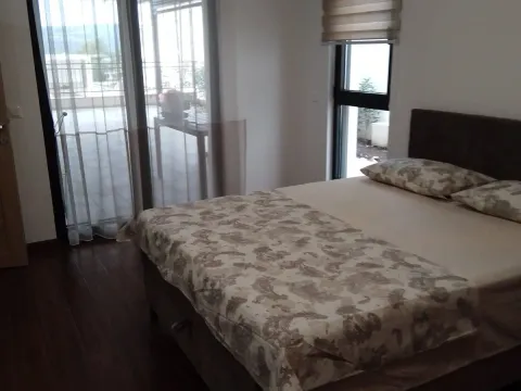 Prodaja, stan, 192m², Tivat, Crna Gora - image 7