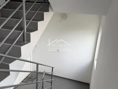 Prodaja, četvorosoban stan, 128m², Zeleno Brdo, Zvezdara Sve Podlokacije - image 12