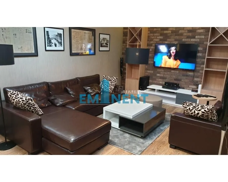 Rent, three bedroom apartment, 85m², Stari Grad, Beograd