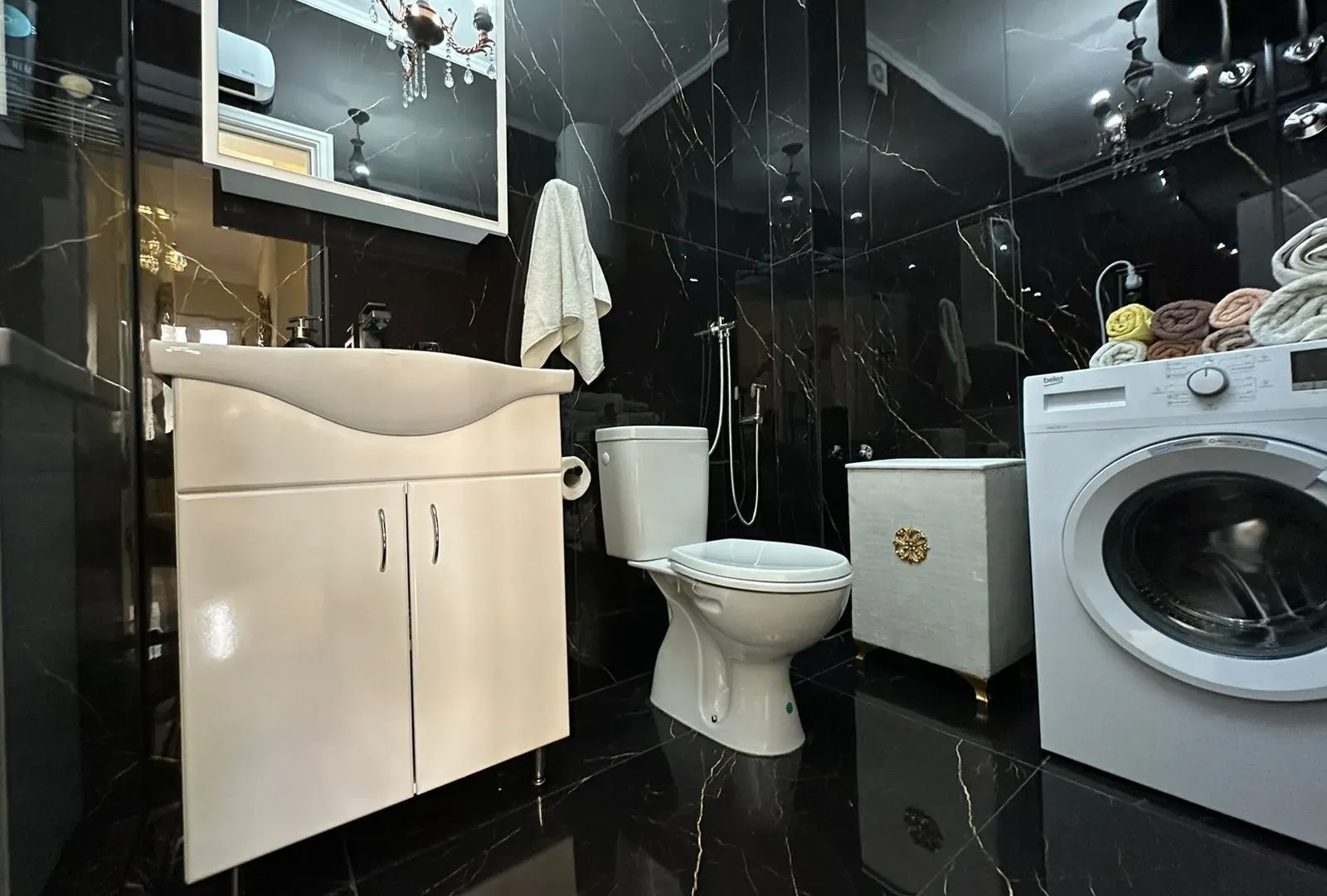 Rent, two bedroom apartment, 81m², Mažina, Tivat