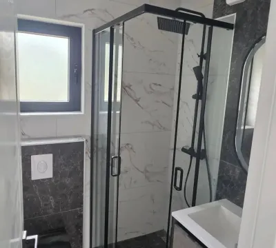 Prodaja, trosoban stan, 96m², Centar, Kotor - image 7