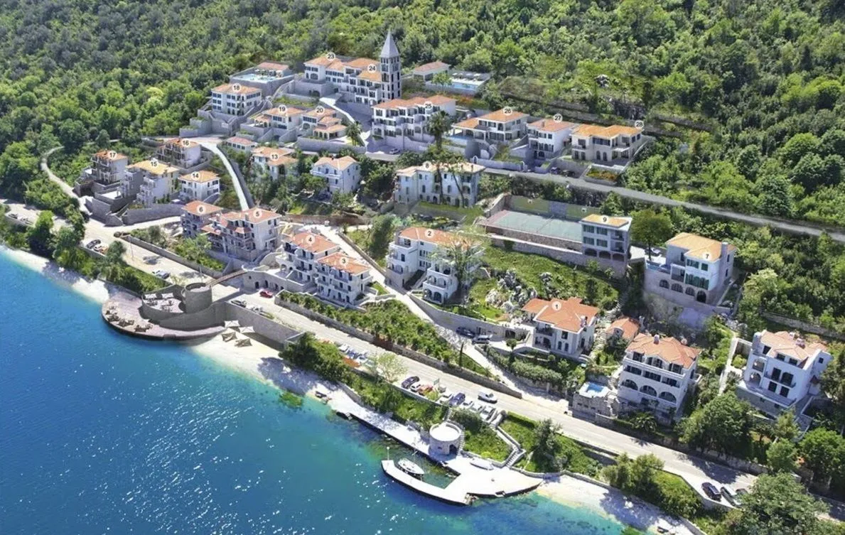 Sale, house, 235m², Kostanjica, Kotor