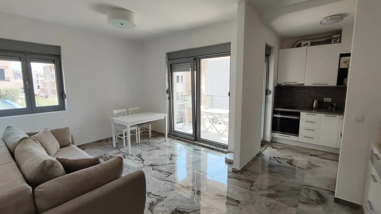 Prodaja, jednosoban stan, 43m², Pod Kuk, Tivat