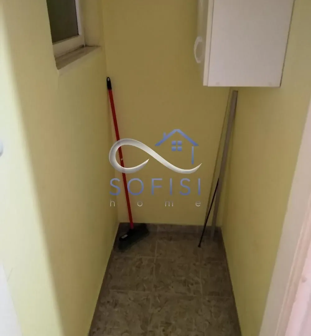 Prodaja, dvosoban stan, 43m², Centar, Novi Sad