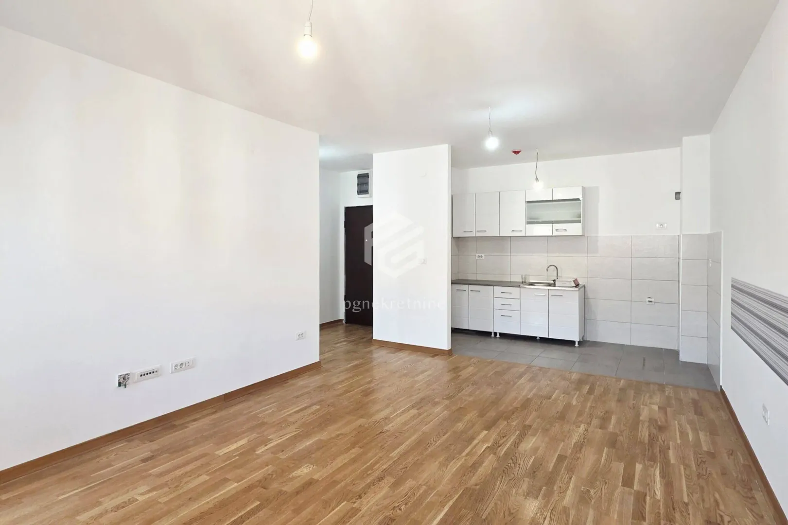 Rent, two bedroom apartment, 64m², City Kej, Podgorica