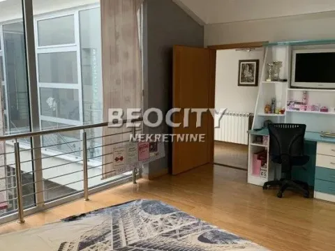 Prodaja, kuća, 540m², Centar, Šabac - image 2