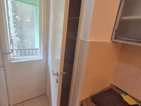 Prodaja, jednosoban stan, 38m², Vračar Sve Podlokacije, Beograd - image 5