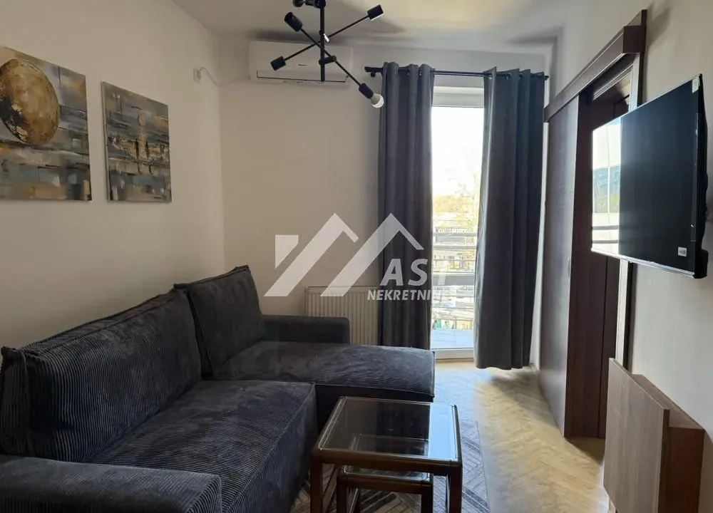 Rent, two bedroom apartment, 40m², Bulevar Oslobodjenja, Novi Sad Sve Podlokacije