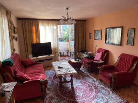 Prodaja, kuća, 240m², Zagorič, Podgorica - image 5