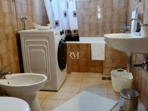 Izdavanje, jednosoban stan, 56m², Seljanovo, Tivat - image 9