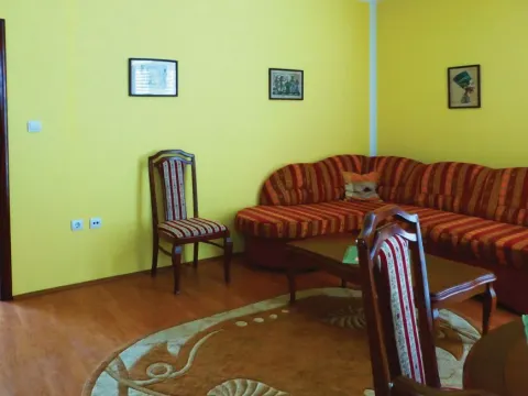 Izdavanje, jednosoban stan, 80m², Topla, Herceg Novi - image 5