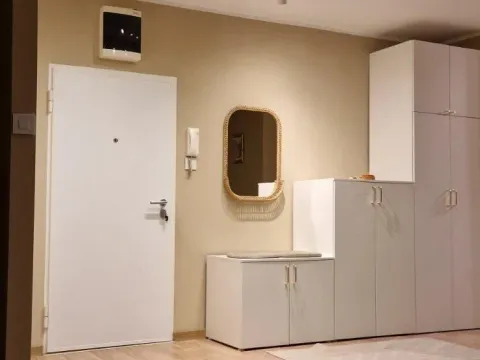 Izdavanje, trosoban stan, 86m², Novi Beograd Blok 63, Novi Beograd Sve Podlokacije - image 4