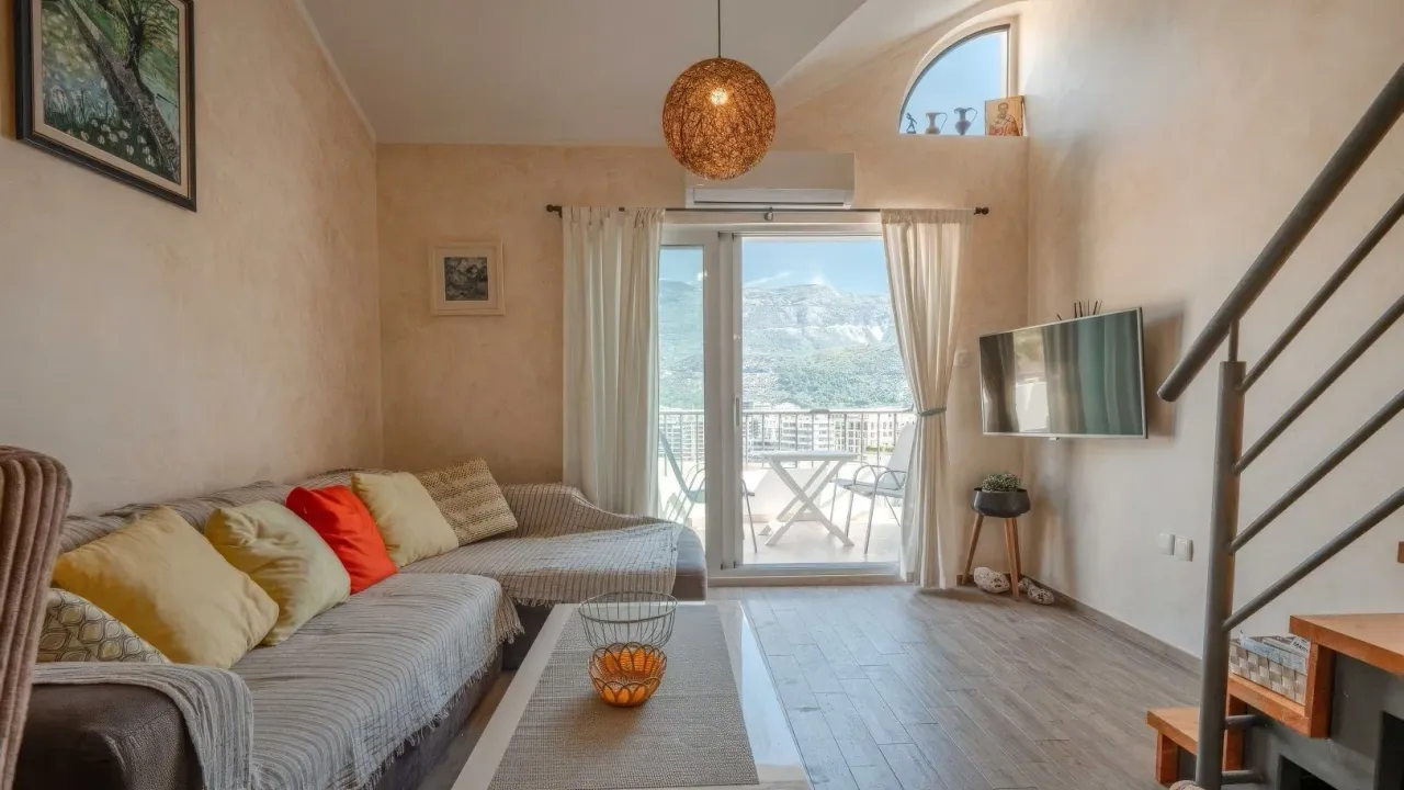 Sale, two bedroom apartment, 73m², Gospoština, Budva
