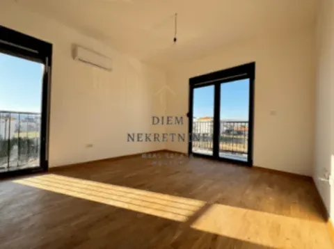 Izdavanje, dvosoban stan, 56m², Zabjelo, Podgorica - image 4