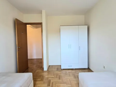 Sale, two bedroom apartment, 64m², Stari Aerodrom, Podgorica - image 4