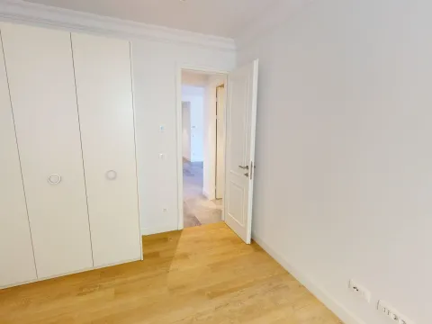 Sale, two bedroom apartment, 124m², Kotor, Crna Gora - image 10