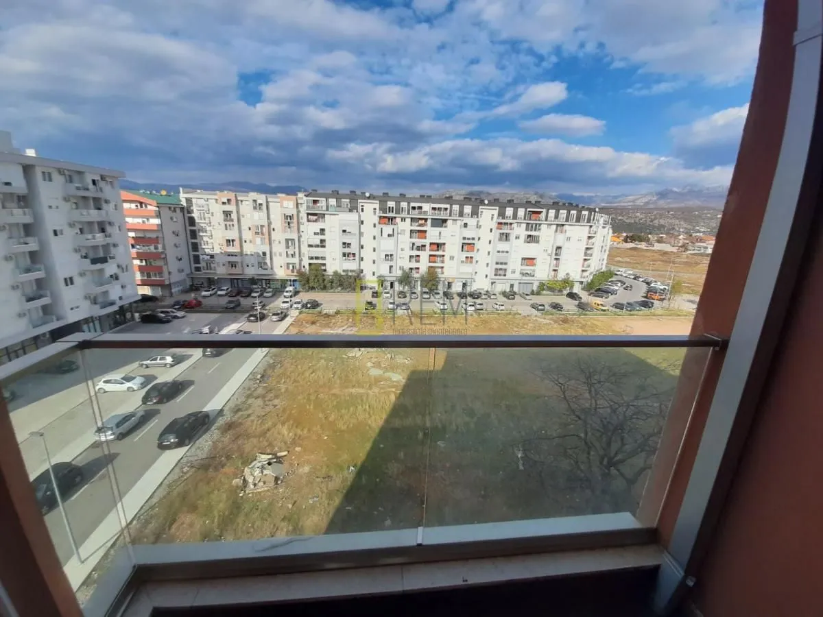 Prodaja, dvosoban stan, 58m², Stari Aerodrom, Podgorica