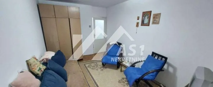 Izdavanje, dvosoban stan, 42m², Sajam, Novi Sad Sve Podlokacije
