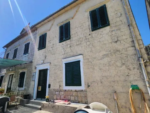 Prodaja, kuća, 126m², Igalo, Herceg Novi - image 1
