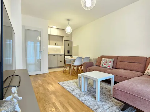 Rent, one bedroom apartment, 40m², Pobrežje, Podgorica - image 5