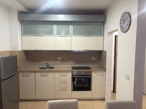 Rent, one bedroom apartment, 84m², Bonići, Tivat - image 6