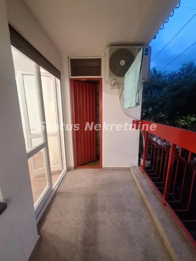 Rent, two bedroom apartment, 54m², Novo naselje, Novi Sad