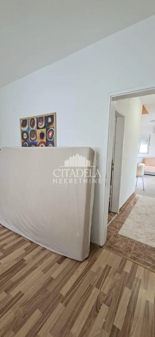 Rent, three bedroom apartment, 69m², Jajinci, Voždovac Sve Podlokacije
