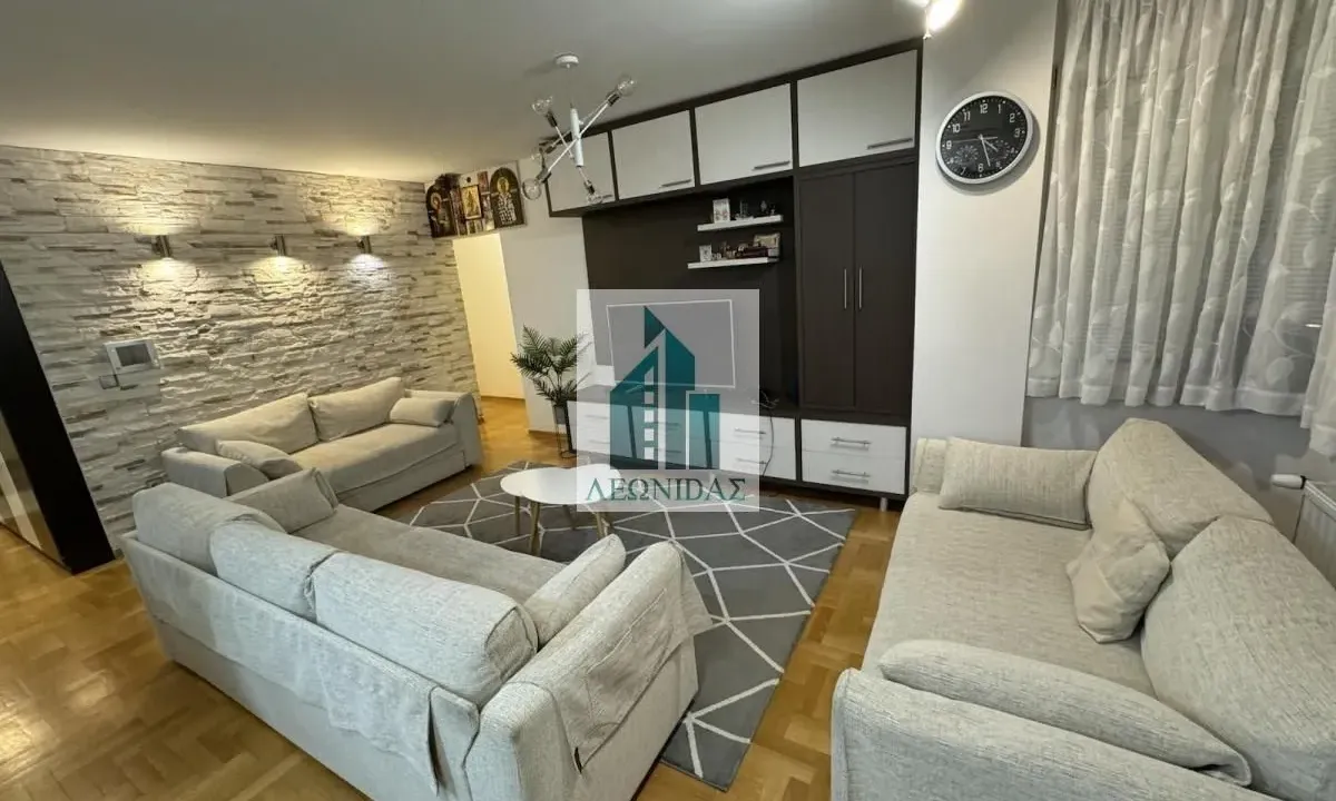 Sale, three bedroom apartment, 78m², Medijana, Niš