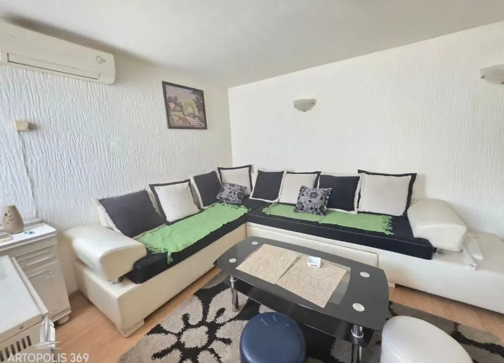 Izdavanje, jednosoban stan, 28m², Vračar Hram, Vračar Sve Podlokacije