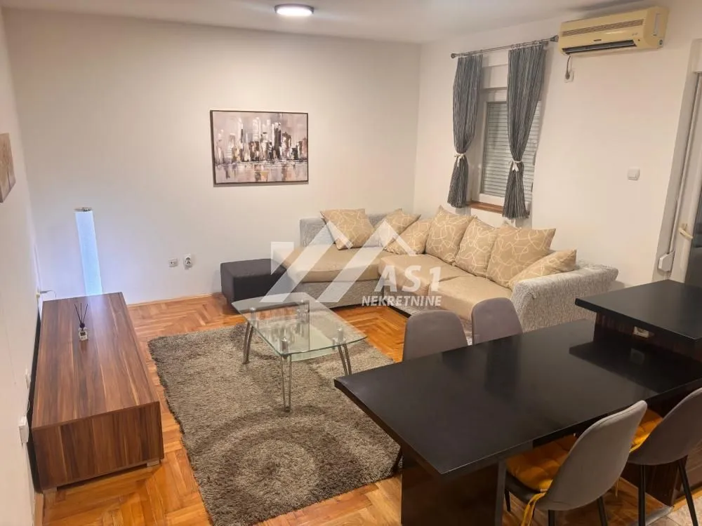 Izdavanje, dvosoban stan, 55m², Podbara, Novi Sad Sve Podlokacije