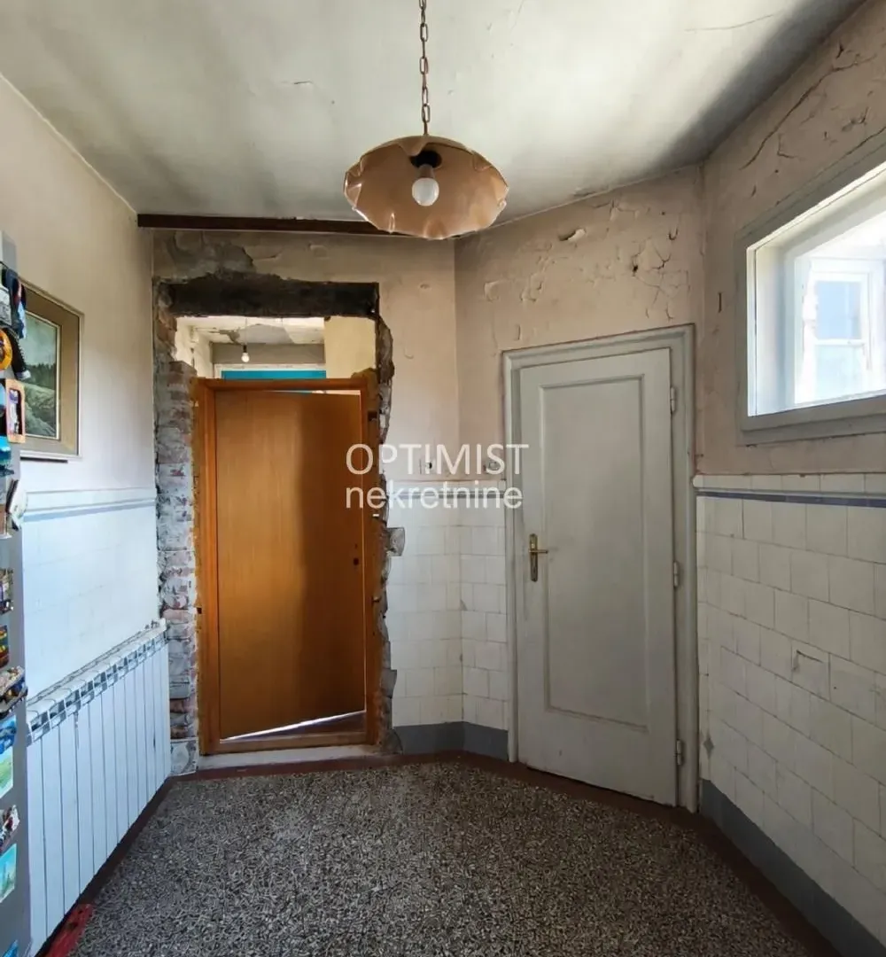 Prodaja, trosoban stan, 77m², Stari Grad, Beograd