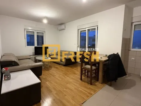 Izdavanje, dvosoban stan, 57m², Tuški Put, Podgorica - image 2