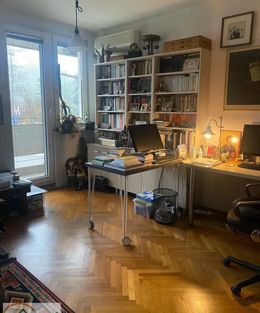 Prodaja, četvorosoban stan, 99m², Novi Beograd Blok 21, Novi Beograd Sve Podlokacije