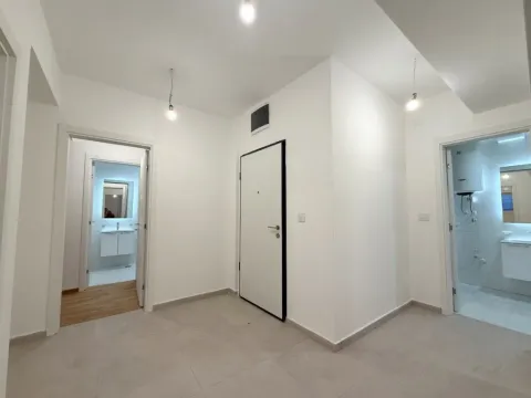 Sale, three bedroom apartment, 104m², Stari Aerodrom, Podgorica - image 3