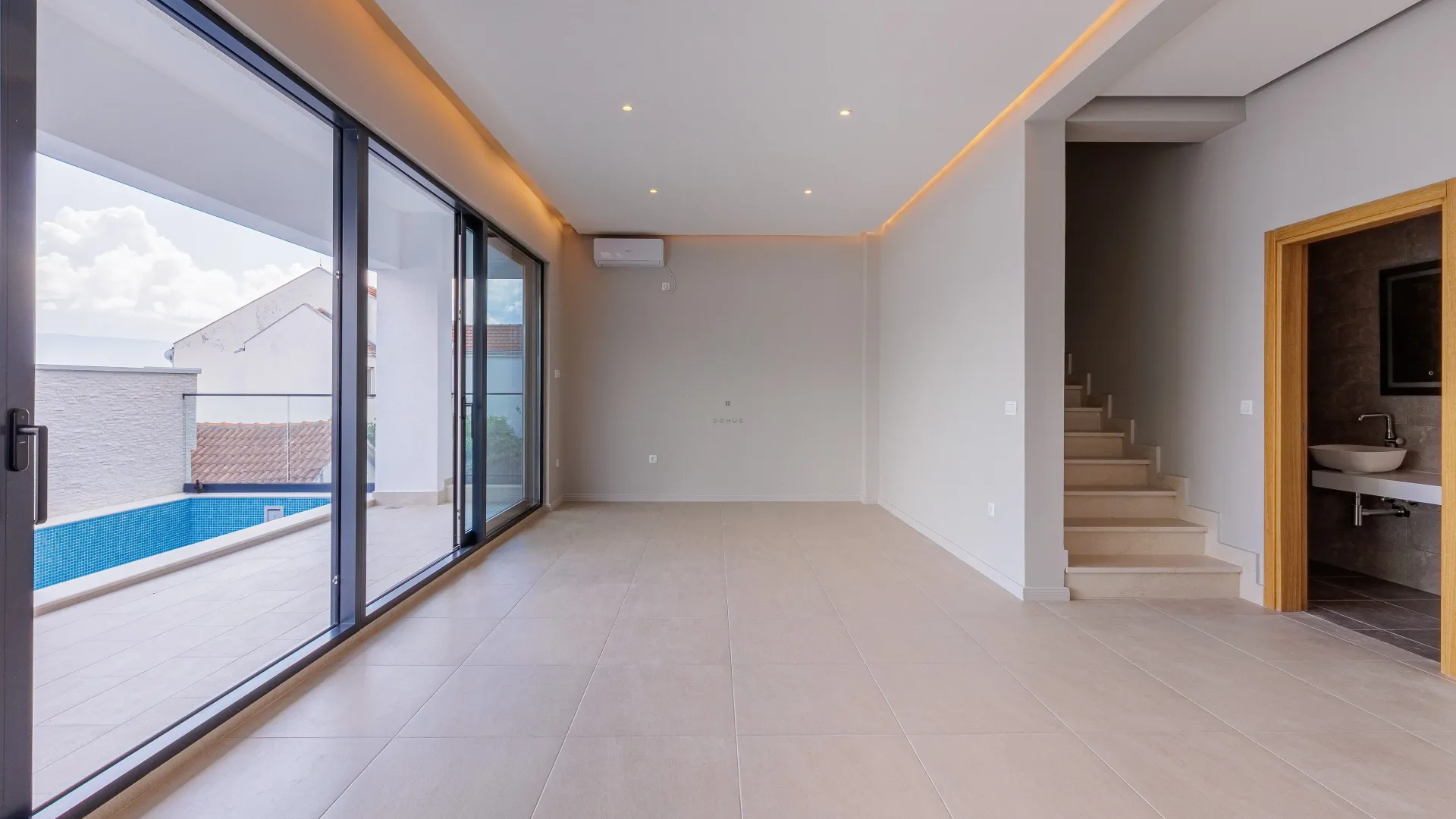 Prodaja, kuća, 315m², Krašići, Tivat