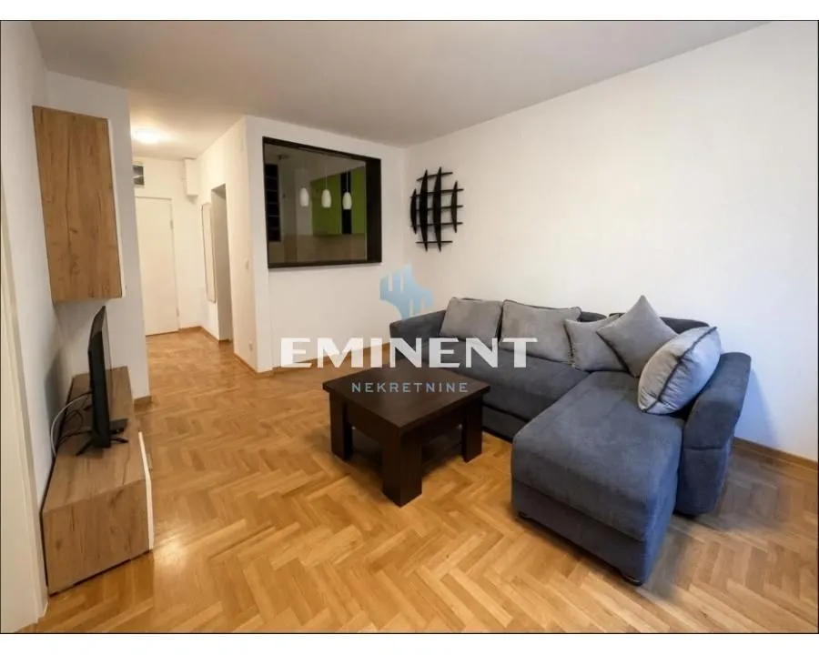 Rent, two bedroom apartment, 42m², Novi Beograd Blok 72, Novi Beograd Sve Podlokacije