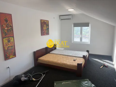 Izdavanje, poslovni prostor, 450m², Krnjaca, Palilula Sve Podlokacije - image 9
