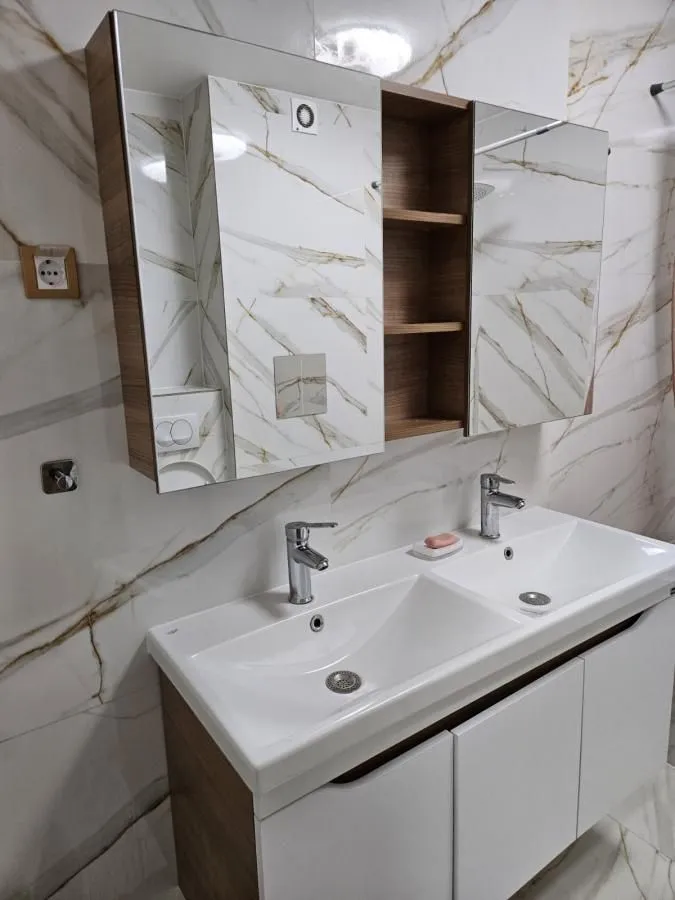 Prodaja, trosoban stan, 96m², Sajmište, Novi Sad