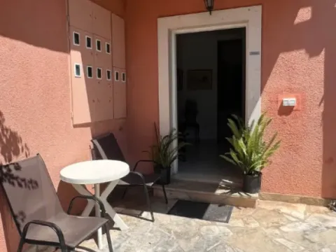 Prodaja, jednosoban stan, 40m², Herceg Novi, Crna Gora - image 2